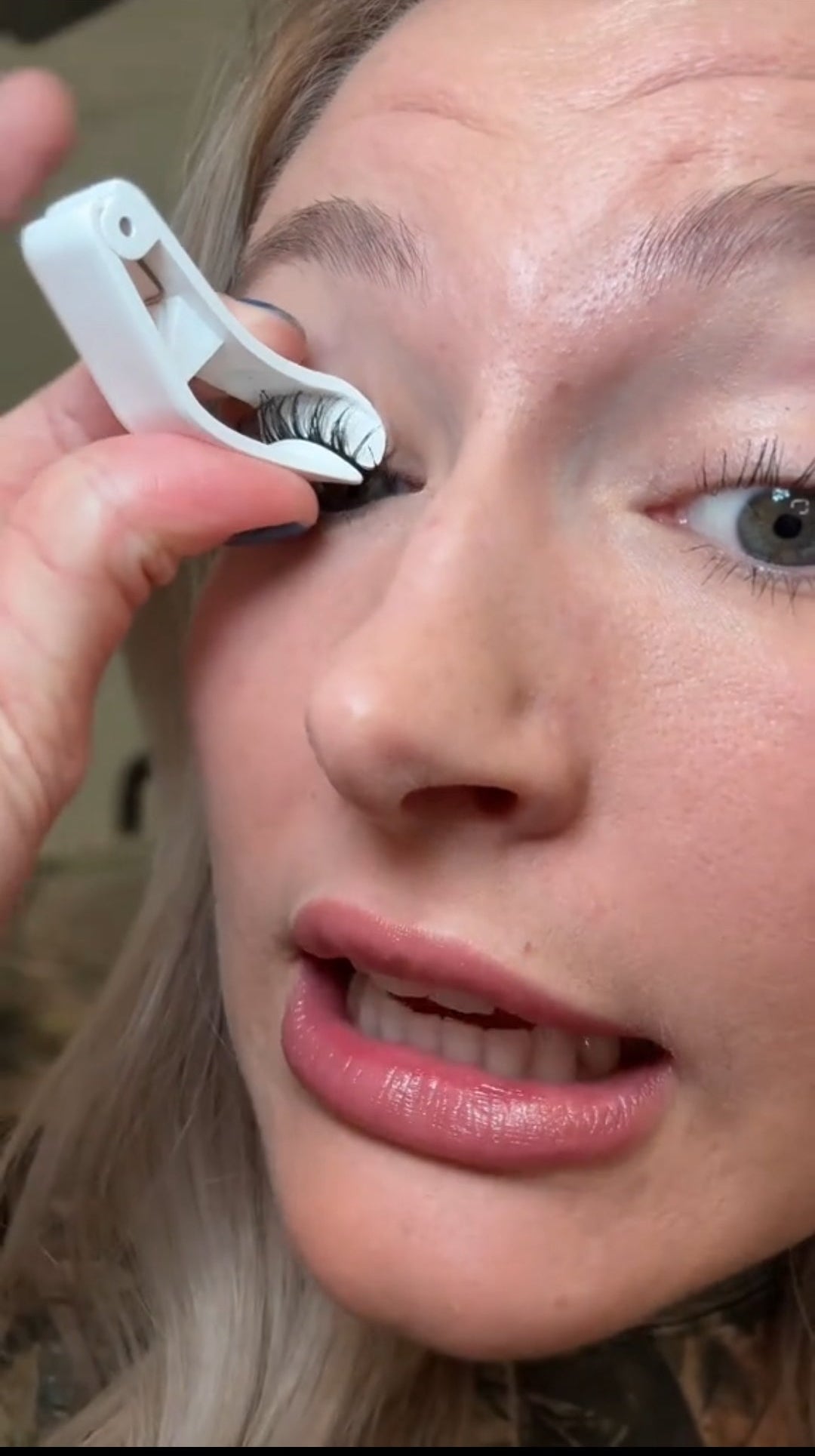 1 Pair Magnetic False Eyelashes with Tweezers – 3D Natural Look, Reusable Magnetic Lash Kit